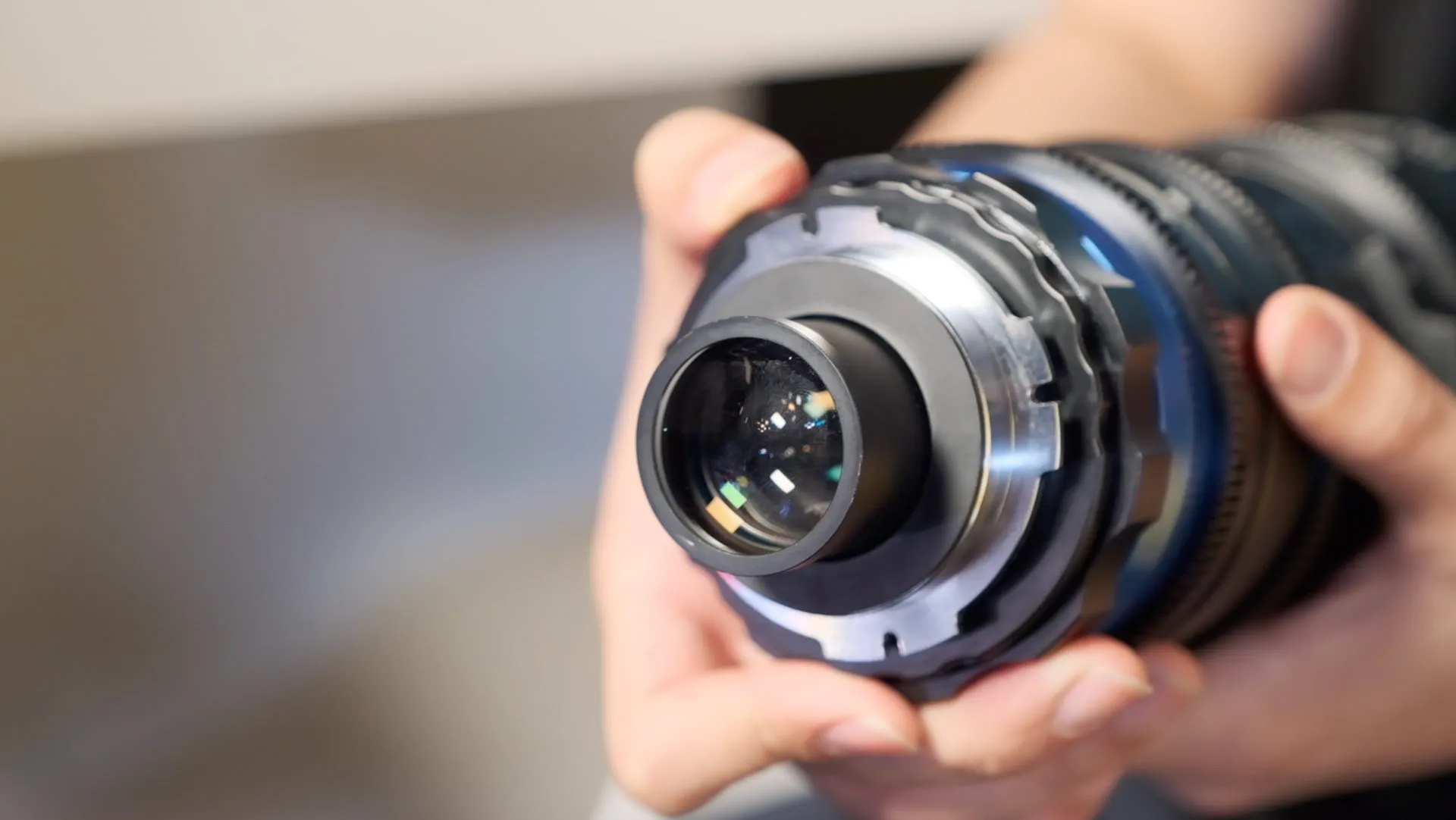 laowa-anamorphic-adapter-3.jpg